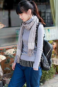 打牌上新婚人妻