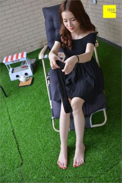 王总在自己家的卧室里谈项目小说